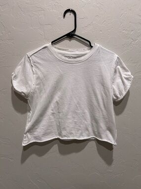 We The Free White Cropped Crewneck Tee